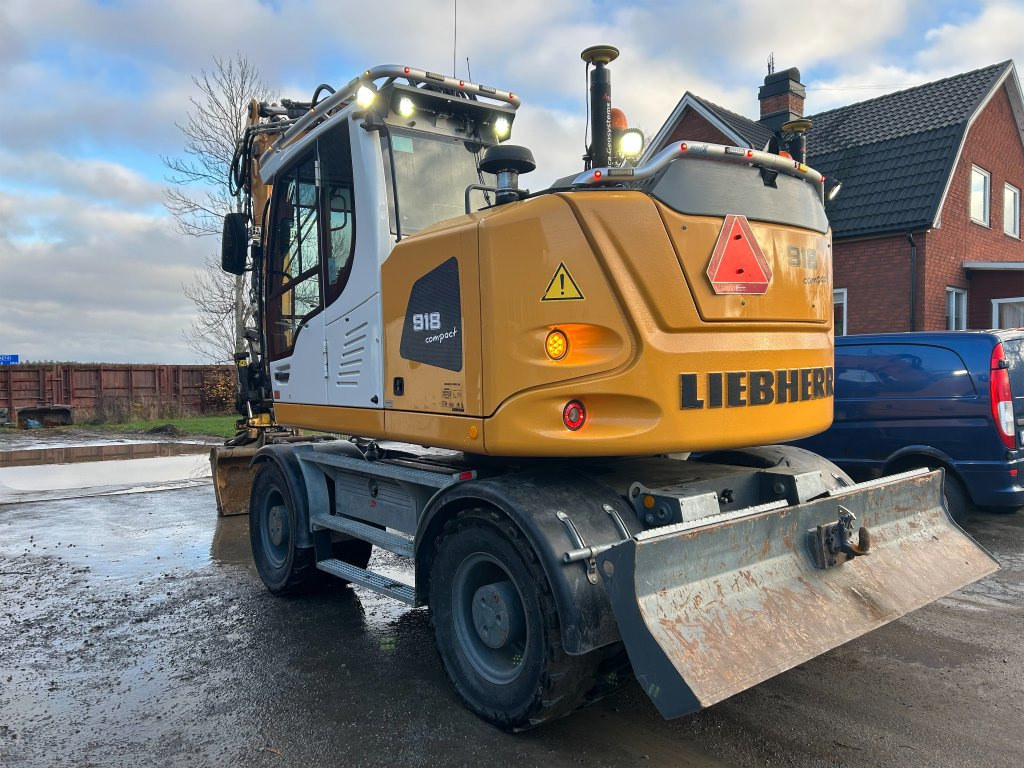 Liebherr 918C - Pelle sur pneus: photos 4 Liebherr 918C - Pelle sur pneus: photos 4