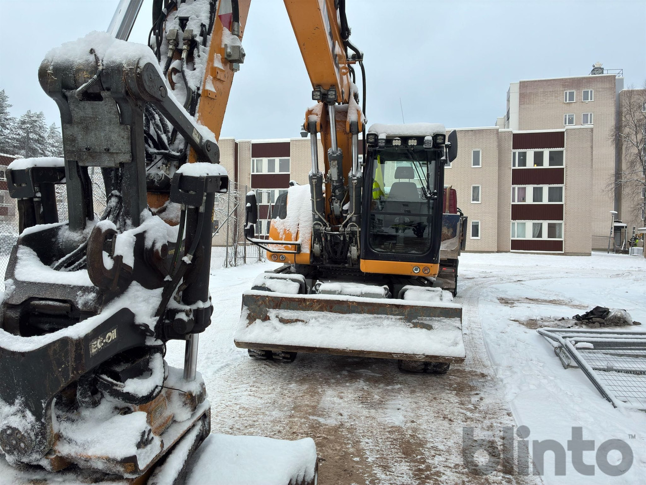 Liebherr A 918 - Pelle sur pneus: photos 2 Liebherr A 918 - Pelle sur pneus: photos 2