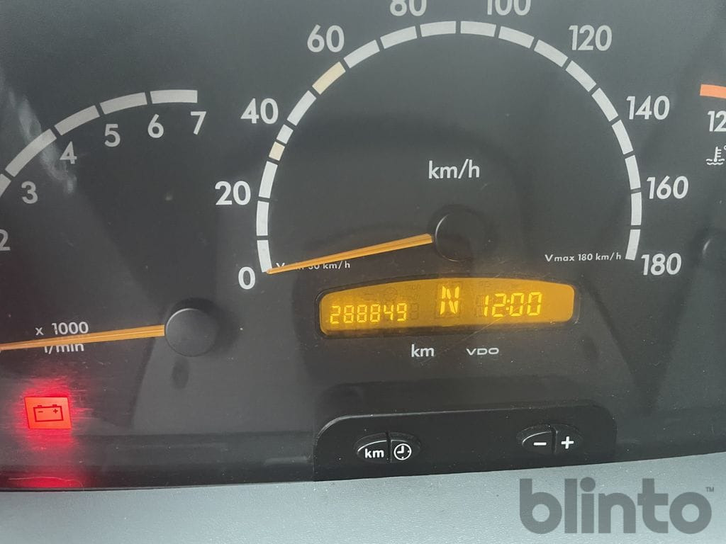 Camion chevaux MERCEDES-BENZ 316 CDI: photos 38