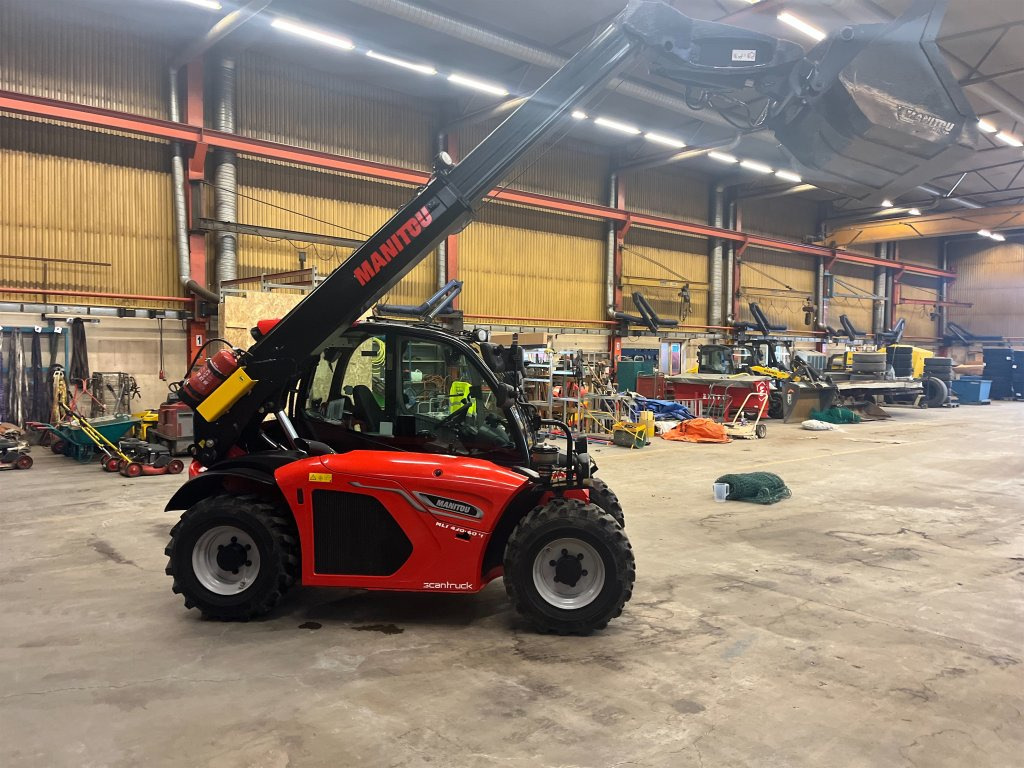 Manitou MLT 420-60H - Chariot télescopique: photos 5 Manitou MLT 420-60H - Chariot télescopique: photos 5