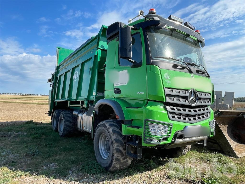 Mercedes Benz AROCS 3351 AK (2020) mit TEBBE Aufbau - Benne à ordures ménagères: photos 2 Mercedes Benz AROCS 3351 AK (2020) mit TEBBE Aufbau - Benne à ordures ménagères: photos 2