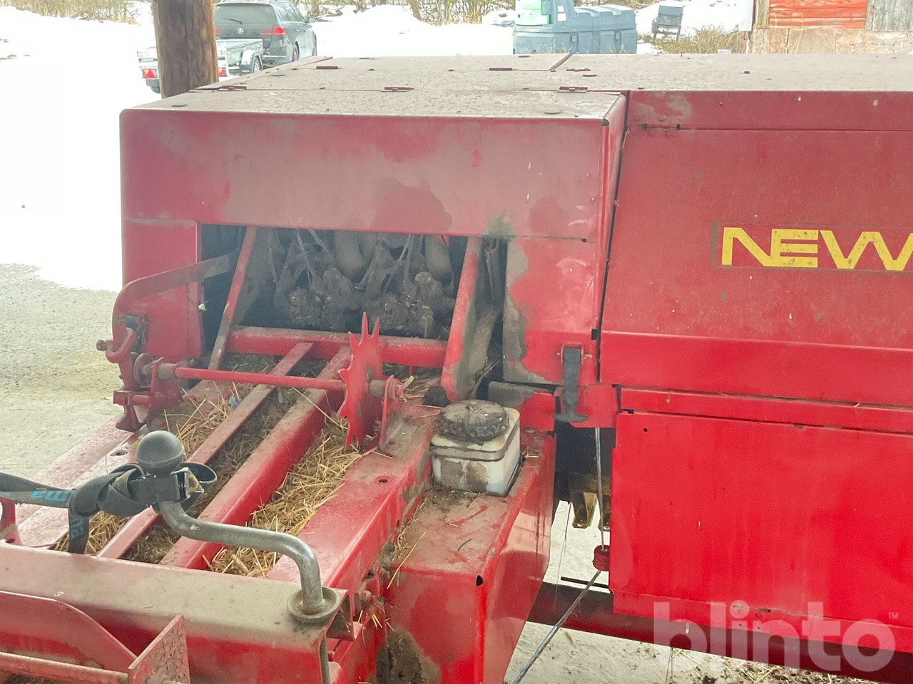 Presse à balles cubiques New Holland 377: photos 23 Presse à balles cubiques New Holland 377: photos 23