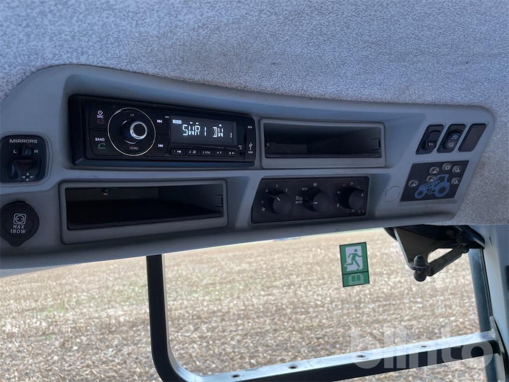 Tracteur agricole New Holland T7 230 (2018): photos 35