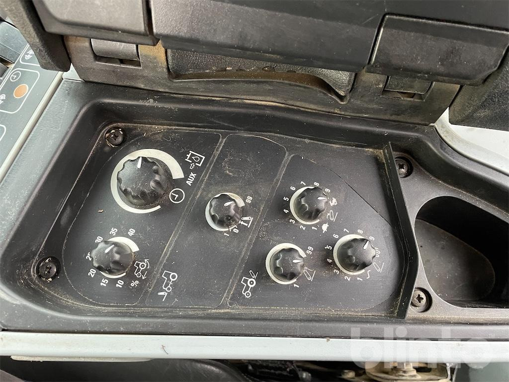 Tracteur agricole New Holland T7 230 (2018): photos 44