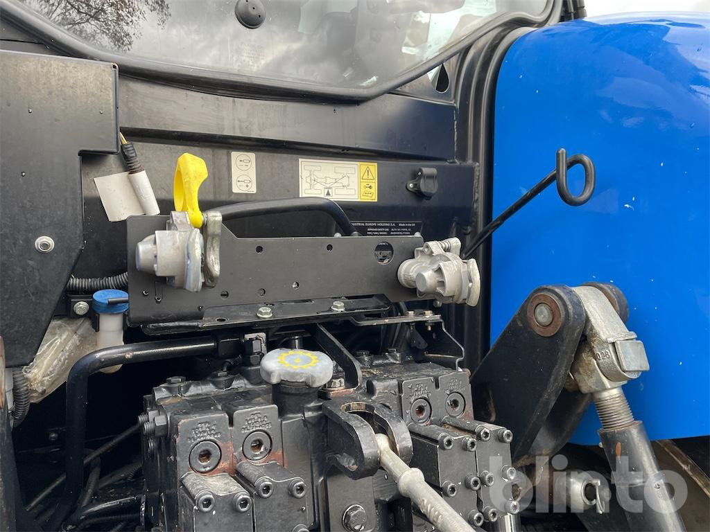 Tracteur agricole New Holland T7 230 (2018): photos 30