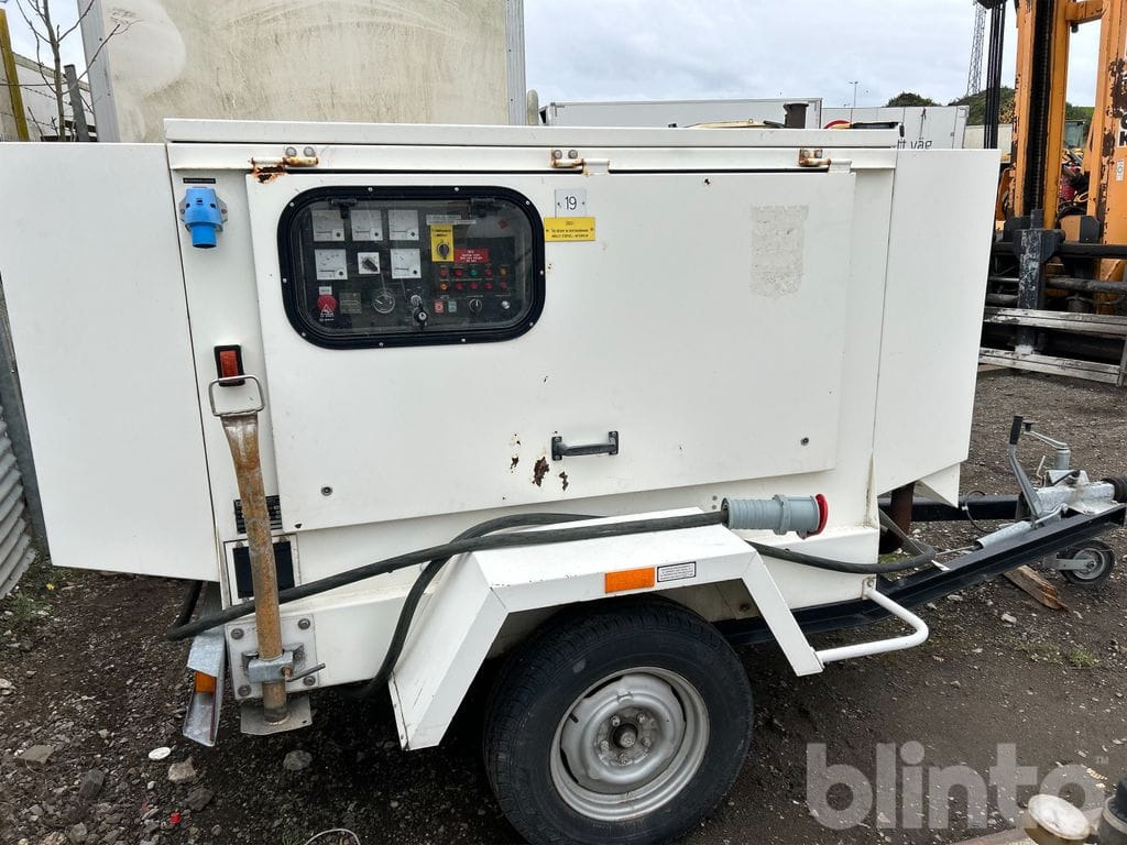 S.D.M.O DGMLF4 - Groupe électrogène: photos 4 S.D.M.O DGMLF4 - Groupe électrogène: photos 4