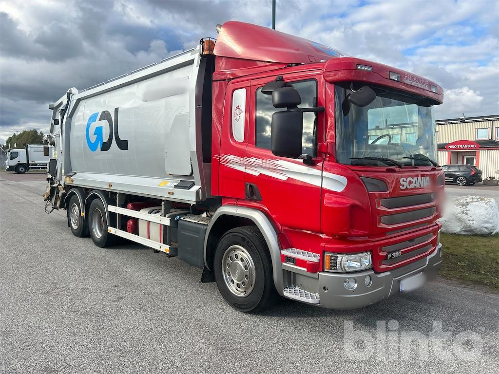 SCANIA P320LB6X2*4HNB - Benne à ordures ménagères: photos 4 SCANIA P320LB6X2*4HNB - Benne à ordures ménagères: photos 4