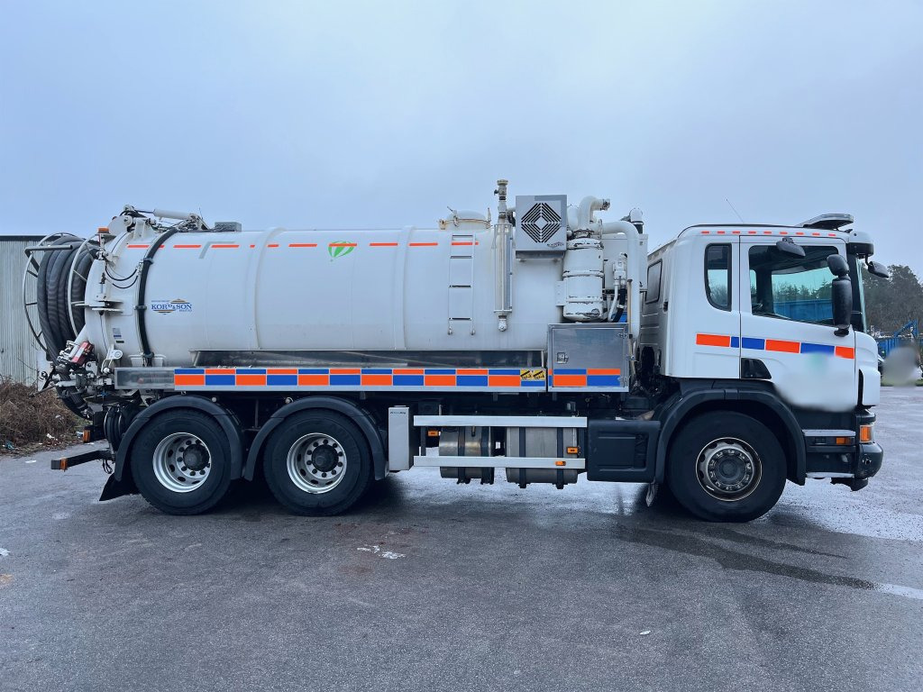 SCANIA P400LB6X2HNB - Camion hydrocureur: photos 4 SCANIA P400LB6X2HNB - Camion hydrocureur: photos 4