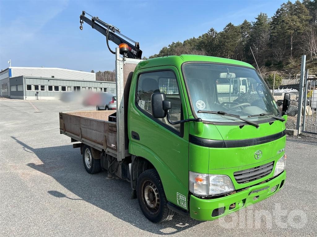 Toyota Dyna 100 2,5 TD - Camion plateau: photos 4 Toyota Dyna 100 2,5 TD - Camion plateau: photos 4