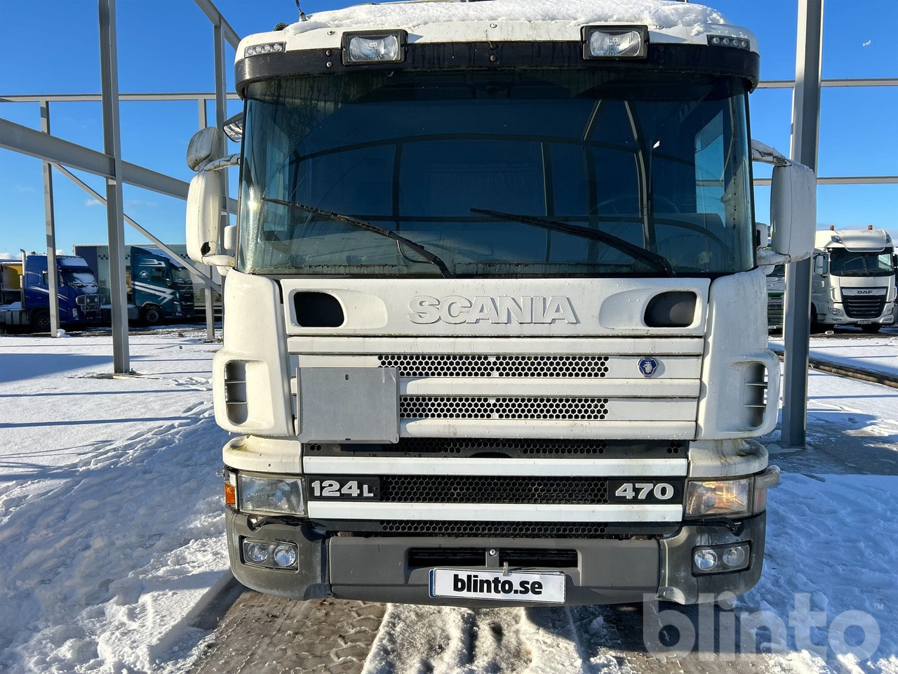 SCANIA P124LA4X2LA360 - Tracteur routier: photos 2 SCANIA P124LA4X2LA360 - Tracteur routier: photos 2