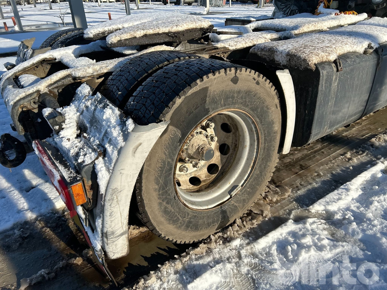 SCANIA P124LA4X2LA360 - Tracteur routier: photos 5 SCANIA P124LA4X2LA360 - Tracteur routier: photos 5