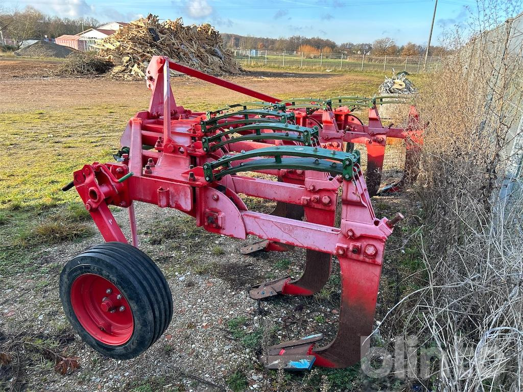 UNIA KRET 7 - Décompacteur: photos 5 UNIA KRET 7 - Décompacteur: photos 5