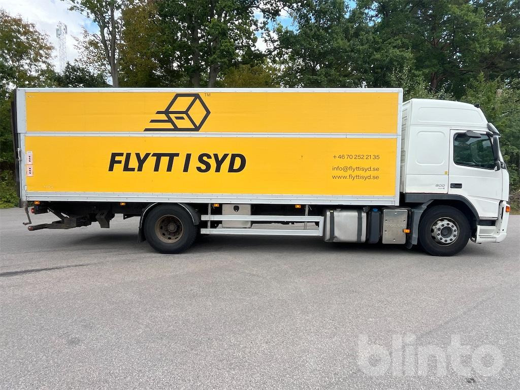 VOLVO FM-300 4X2 - Camion fourgon: photos 4 VOLVO FM-300 4X2 - Camion fourgon: photos 4