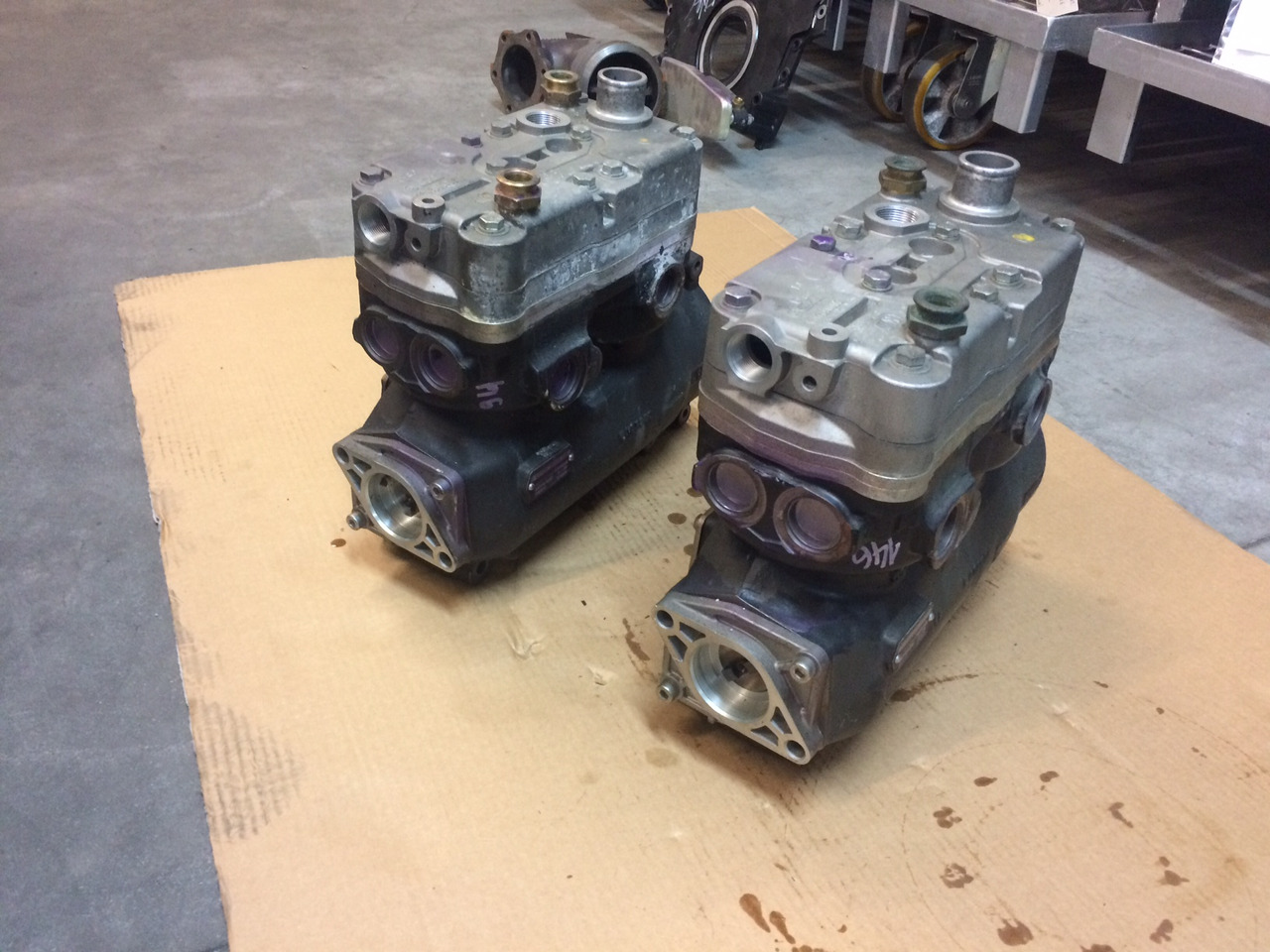 COMPRESSORE ARIA MAN 51541007114 - Compresseur d'air: photos 4 COMPRESSORE ARIA MAN 51541007114 - Compresseur d'air: photos 4