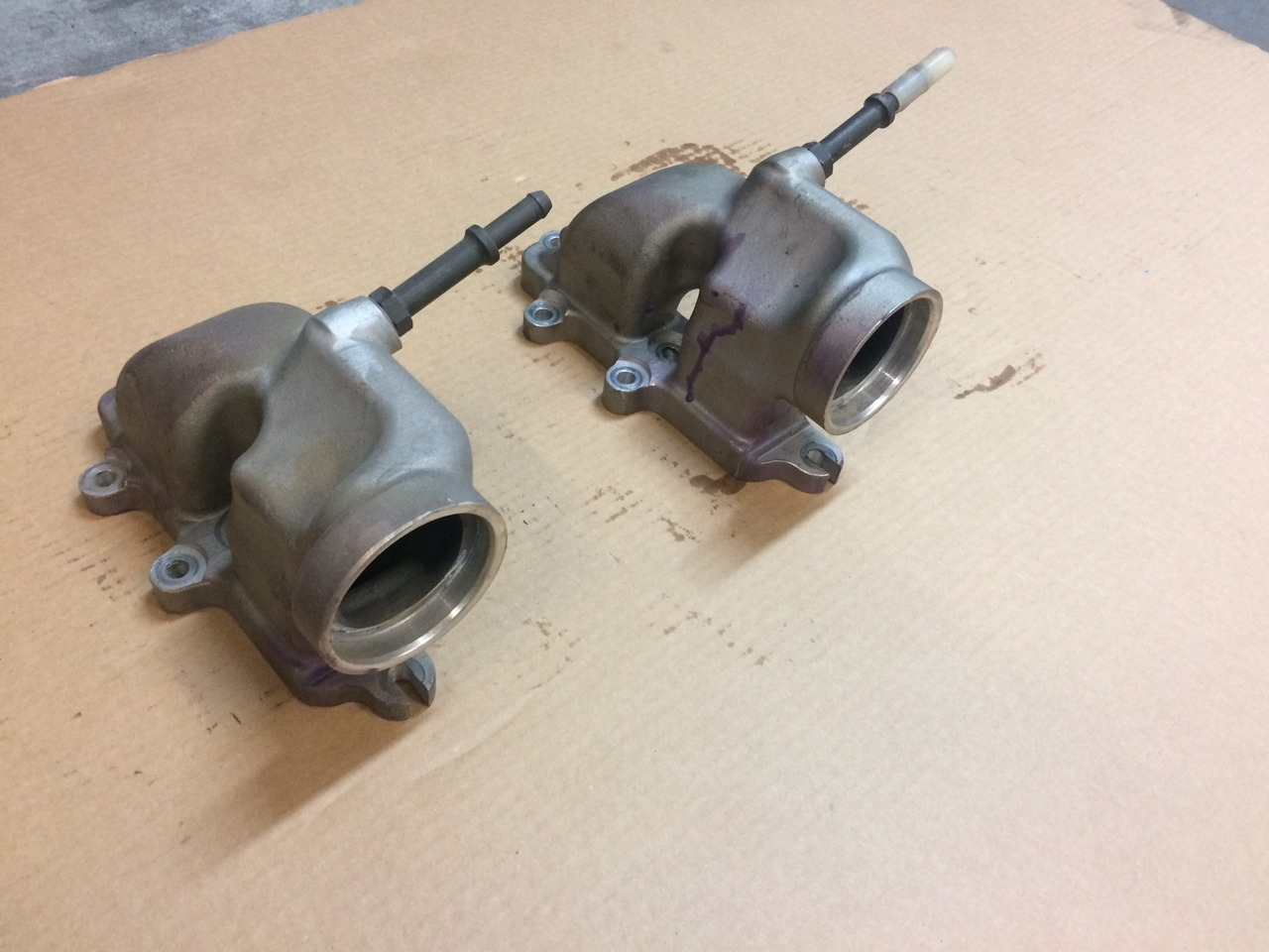GOMITO LIQUIDO RAFFREDDAMENTO MAN 51063020638 - Système de refroidissement pour Camion: photos 2 GOMITO LIQUIDO RAFFREDDAMENTO MAN 51063020638 - Système de refroidissement pour Camion: photos 2