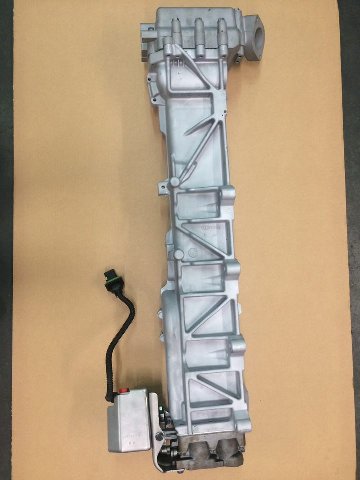 MODULO EGR MAN 51081007222 / 51081007192 / 51081007238 / 51081007258 / 51081007273 - Refroidisseur EGR: photos 1 MODULO EGR MAN 51081007222 / 51081007192 / 51081007238 / 51081007258 / 51081007273 - Refroidisseur EGR: photos 1