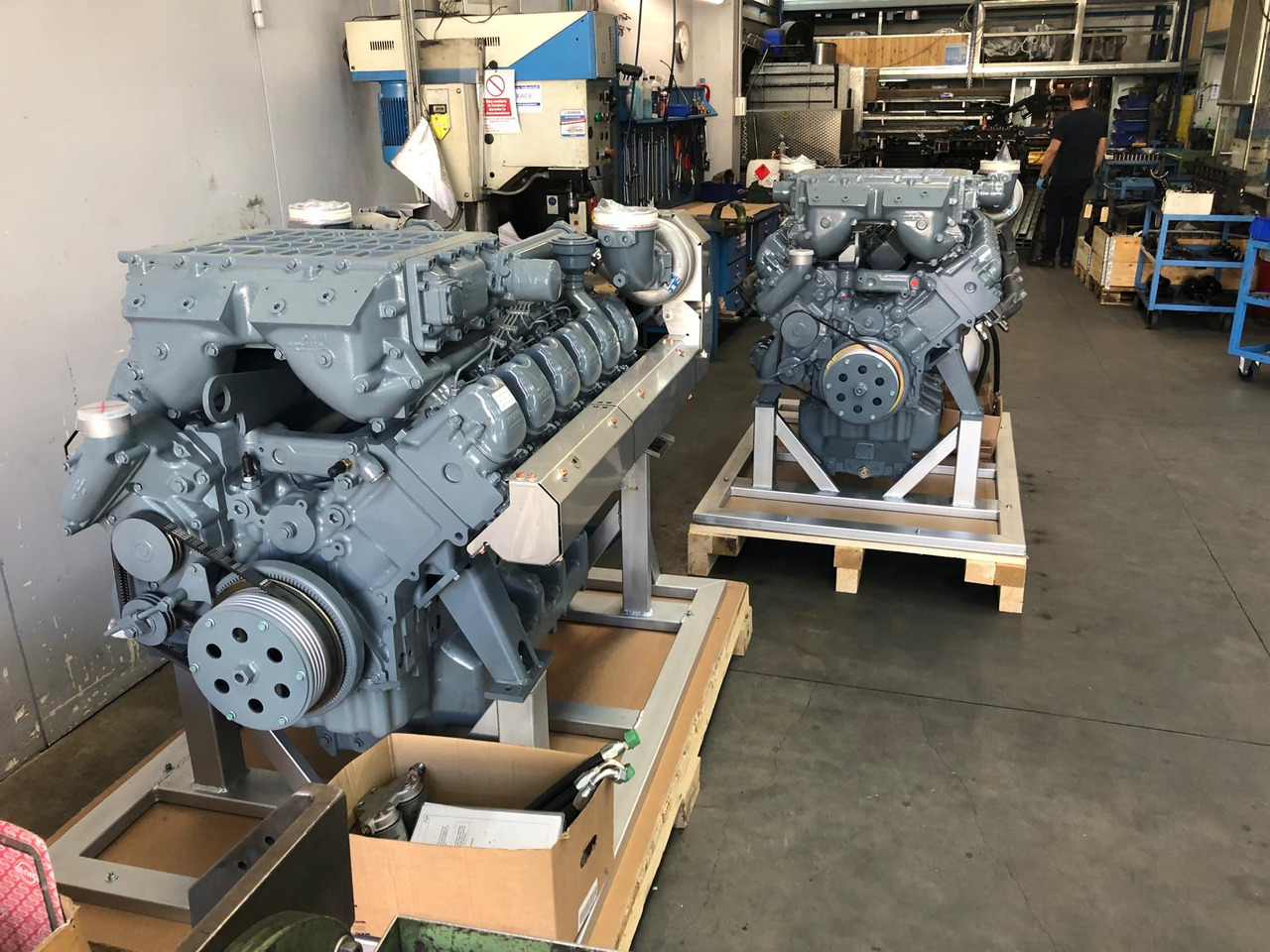 MOTORE COMPLETO MAN D2842LE211 / D2842 LE211 - D2842LE201 / D2842 LE201 - Moteur: photos 4 MOTORE COMPLETO MAN D2842LE211 / D2842 LE211 - D2842LE201 / D2842 LE201 - Moteur: photos 4