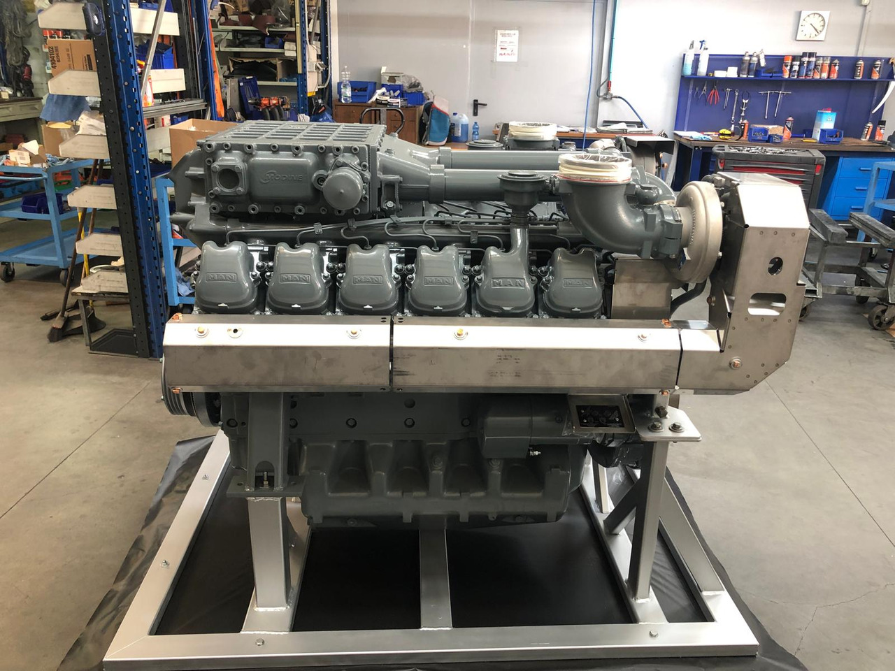 MOTORE COMPLETO MAN D2842LE211 / D2842 LE211 - D2842LE201 / D2842 LE201 - Moteur: photos 1 MOTORE COMPLETO MAN D2842LE211 / D2842 LE211 - D2842LE201 / D2842 LE201 - Moteur: photos 1