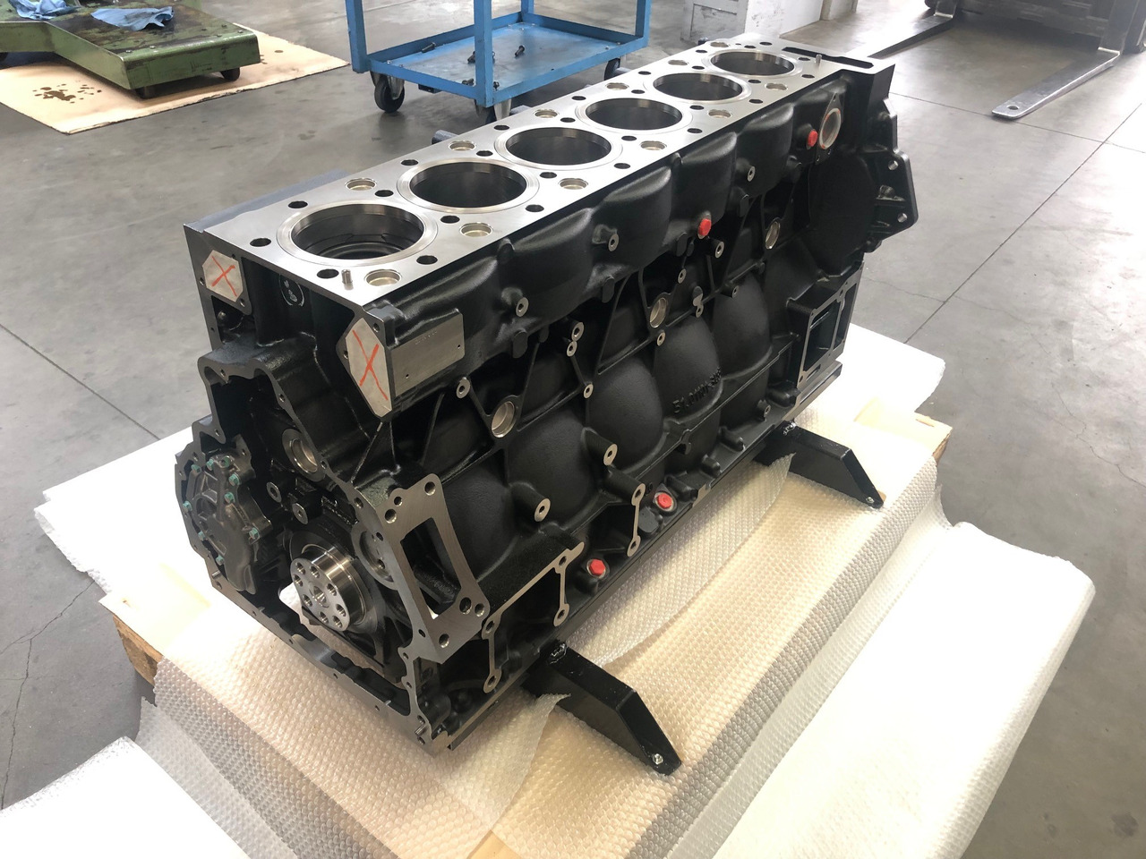 SHORTBLOCK MAN D2066 EURO 6c (camion) - Bloc-cylindres pour Camion: photos 2 SHORTBLOCK MAN D2066 EURO 6c (camion) - Bloc-cylindres pour Camion: photos 2