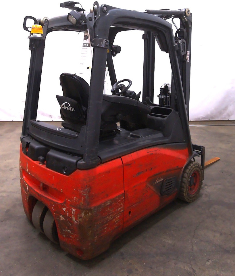 Linde E16-02 - Chariot élévateur électrique: photos 2 Linde E16-02 - Chariot élévateur électrique: photos 2