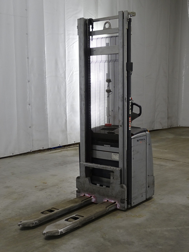 Still EXV14 - Gerbeur: photos 1 Still EXV14 - Gerbeur: photos 1