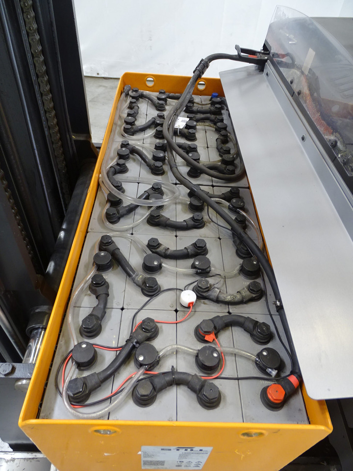 Still FM-X14 - Chariot à mât rétractable: photos 4 Still FM-X14 - Chariot à mât rétractable: photos 4