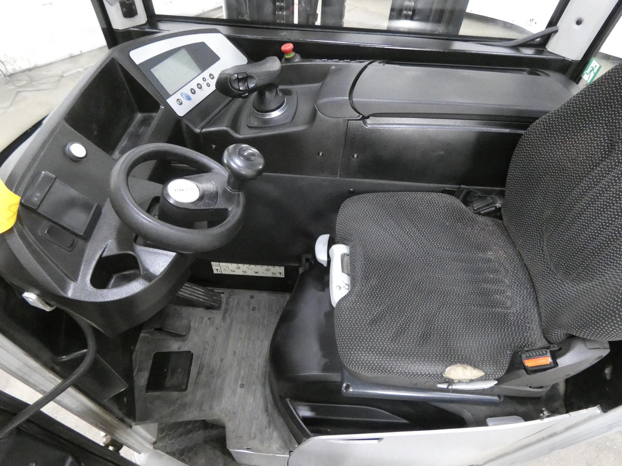 Still FM-X14 - Chariot à mât rétractable: photos 3 Still FM-X14 - Chariot à mât rétractable: photos 3