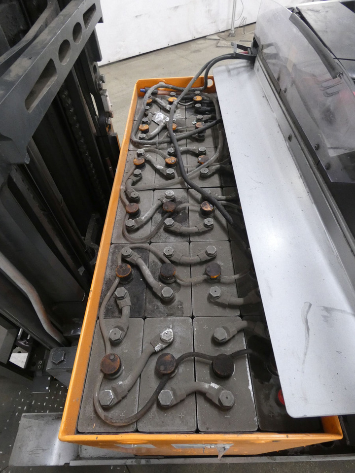 Still FM-X17 - Chariot à mât rétractable: photos 4 Still FM-X17 - Chariot à mât rétractable: photos 4