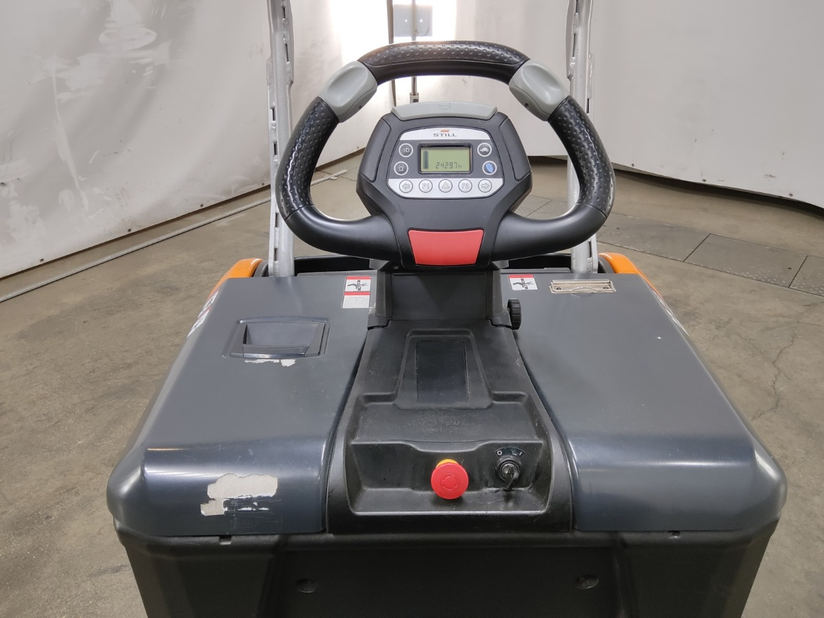 Still LTX50 - Chariot tracteur: photos 3 Still LTX50 - Chariot tracteur: photos 3