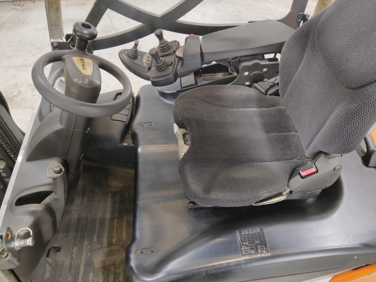 Still RX50-16 - Chariot élévateur électrique: photos 3 Still RX50-16 - Chariot élévateur électrique: photos 3