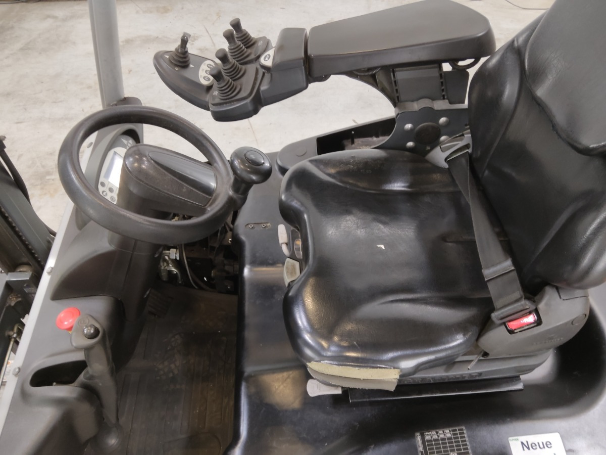 Still RX50-16 - Chariot élévateur électrique: photos 3 Still RX50-16 - Chariot élévateur électrique: photos 3