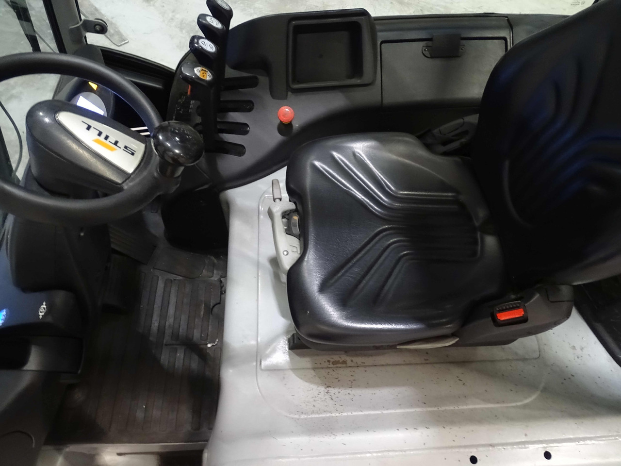 Still RX60-25 - Chariot élévateur électrique: photos 3 Still RX60-25 - Chariot élévateur électrique: photos 3