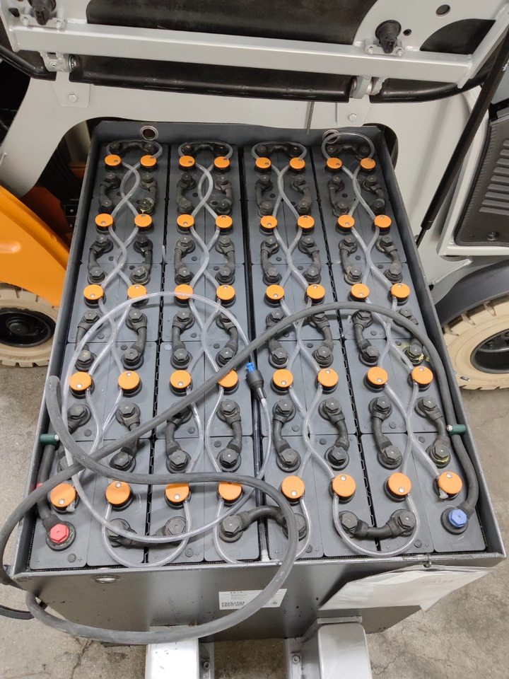 Still RX60-30 - Chariot élévateur électrique: photos 4 Still RX60-30 - Chariot élévateur électrique: photos 4