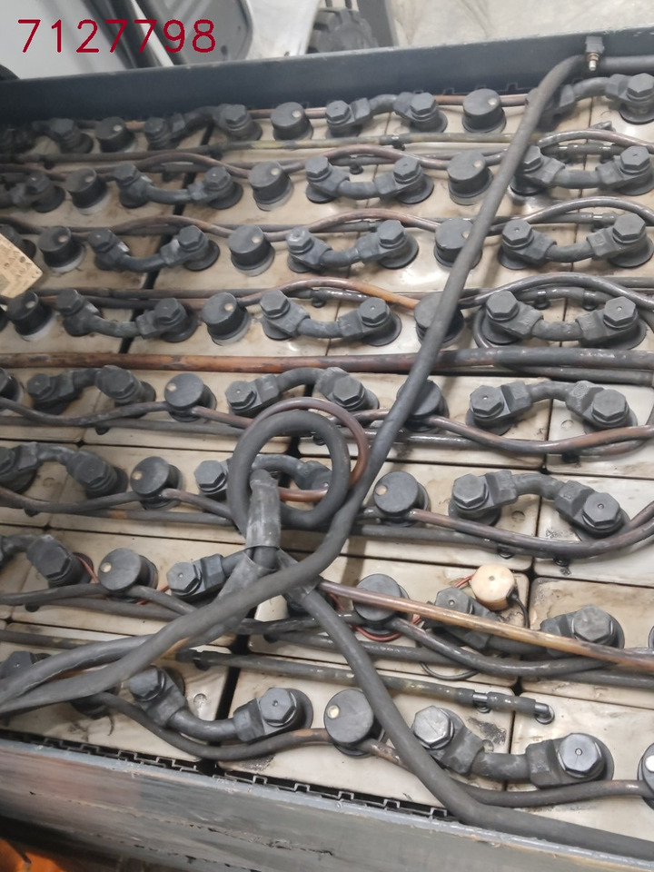 Still RX60-30 - Chariot élévateur électrique: photos 4 Still RX60-30 - Chariot élévateur électrique: photos 4