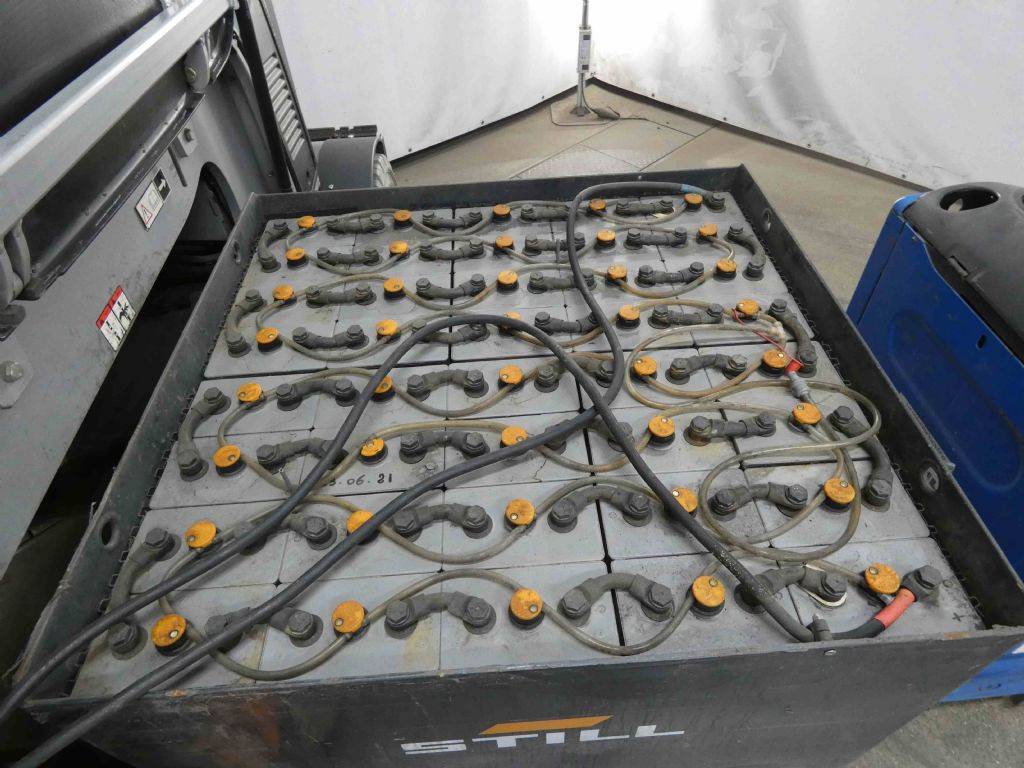 Still RX60-50 - Chariot élévateur électrique: photos 4 Still RX60-50 - Chariot élévateur électrique: photos 4