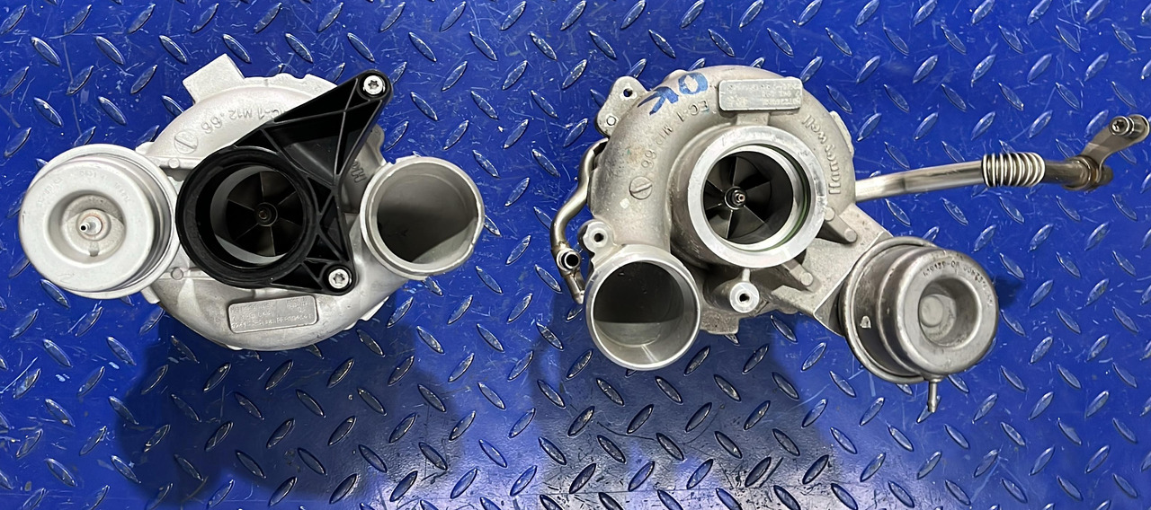 BMW Turbocharger S63N/R 4.4L V8 7849045+7849044 (SET) - Turbocompresseur: photos 2 BMW Turbocharger S63N/R 4.4L V8 7849045+7849044 (SET) - Turbocompresseur: photos 2