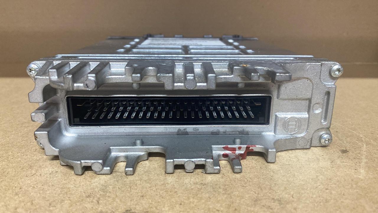 BOSCH MAN RAS-EC 0260001039 - Bloc de gestion: photos 2 BOSCH MAN RAS-EC 0260001039 - Bloc de gestion: photos 2