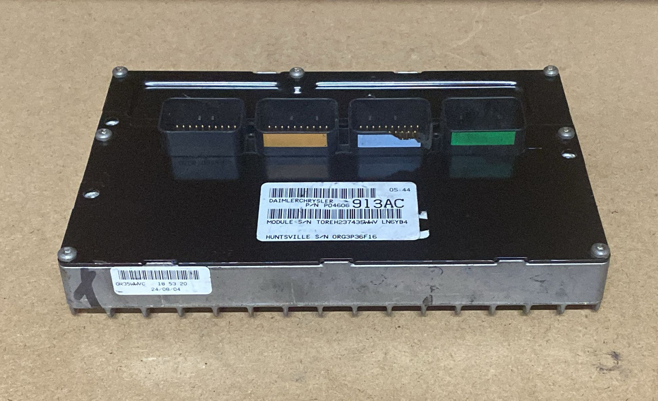 Chrysler P04606913AC - Bloc de gestion: photos 1 Chrysler P04606913AC - Bloc de gestion: photos 1