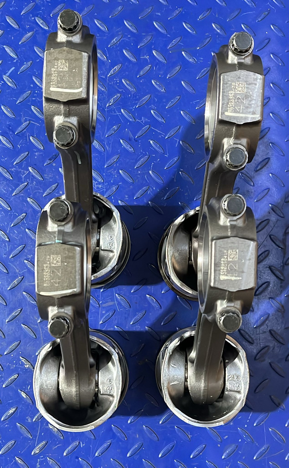 John Deere SET PISTON SI CAMASA JOHN DEERE RE500608 - Moteur et pièces: photos 5 John Deere SET PISTON SI CAMASA JOHN DEERE RE500608 - Moteur et pièces: photos 5