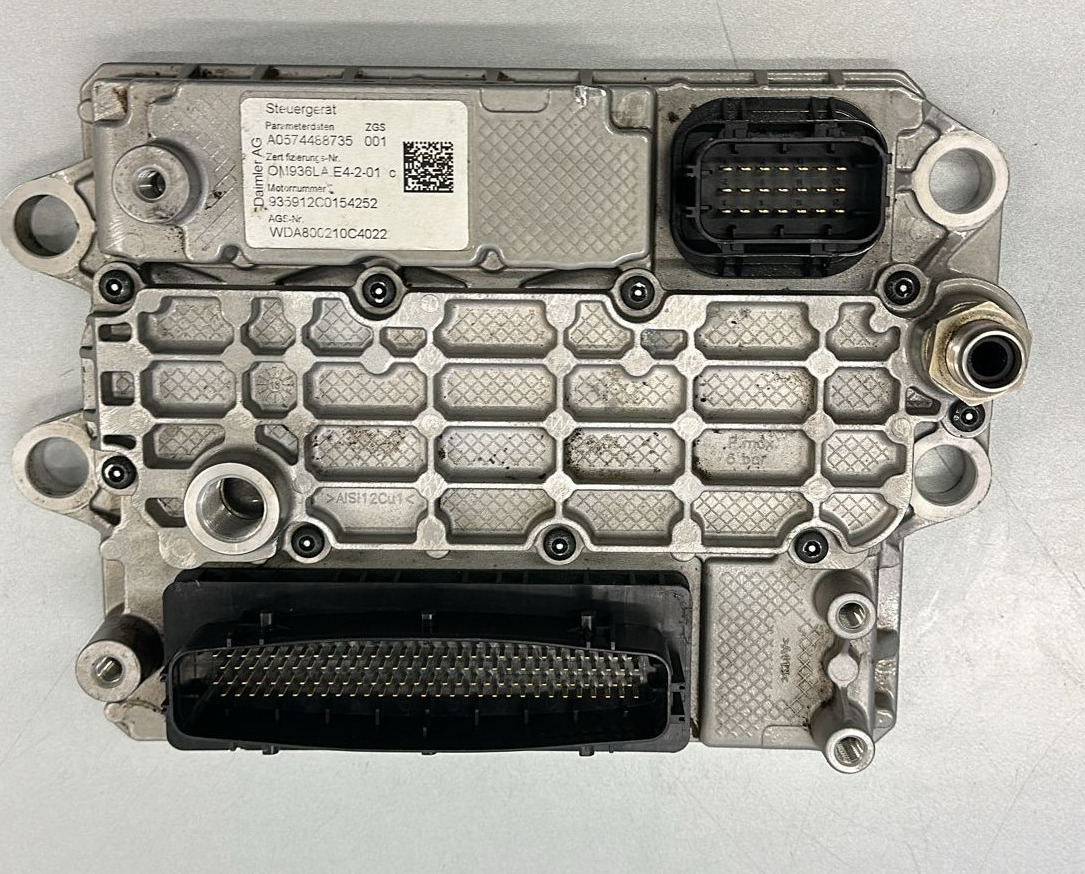 Manitou MRT 2150 PRIVILEGE PLUS ST4 S2 ECU A0014466435 - Bloc de gestion pour Matériel de manutention: photos 4 Manitou MRT 2150 PRIVILEGE PLUS ST4 S2 ECU A0014466435 - Bloc de gestion pour Matériel de manutention: photos 4