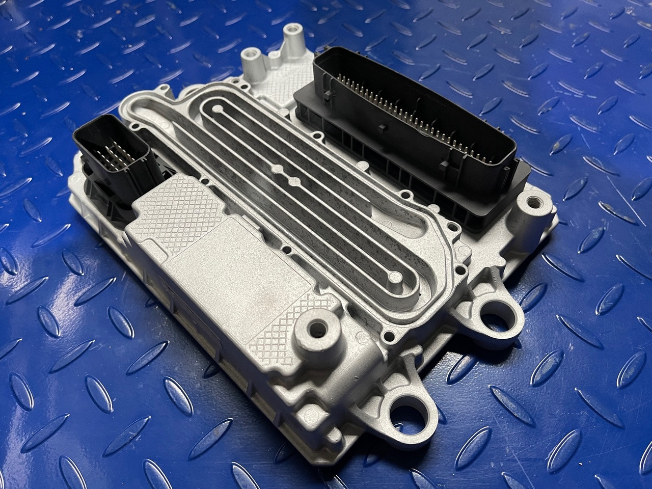 Mercedes Actro MP4 ACM 2.1 A0004466454 EVO Euro ROM - Bloc de gestion pour Camion: photos 4 Mercedes Actro MP4 ACM 2.1 A0004466454 EVO Euro ROM - Bloc de gestion pour Camion: photos 4