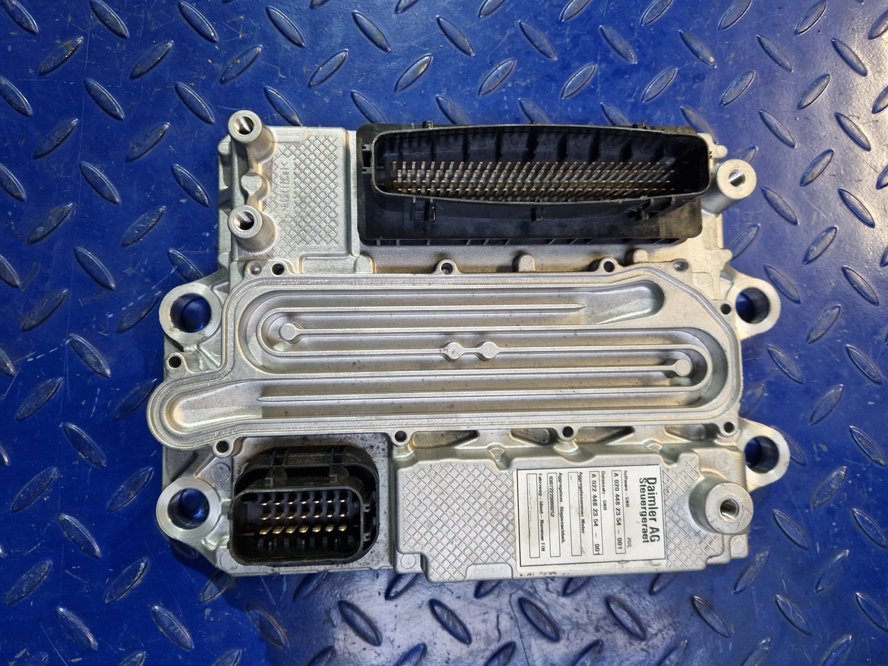 Mercedes Benz Actros MP4 ACM2.1 control unit A0004466754 - Pièces de rechange pour Autre matériel: photos 1 Mercedes Benz Actros MP4 ACM2.1 control unit A0004466754 - Pièces de rechange pour Autre matériel: photos 1