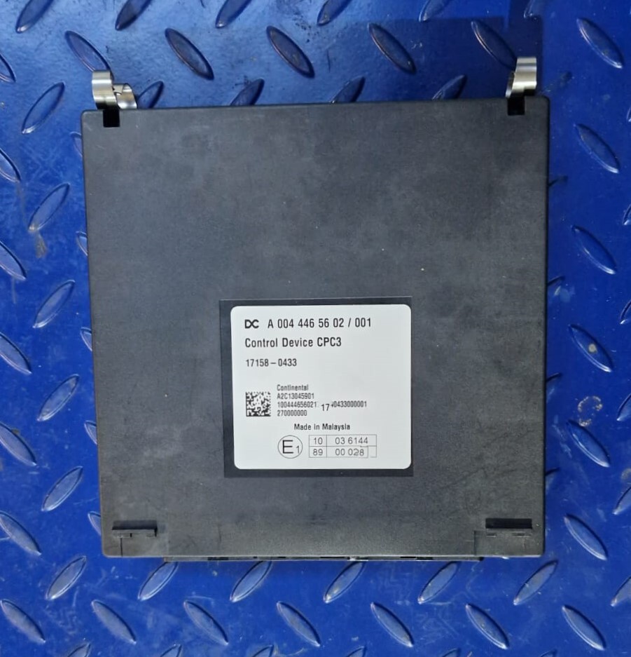 Mercedes CPC3 Actros MP4 A0044465602 - Pièces de rechange pour Camion: photos 1 Mercedes CPC3 Actros MP4 A0044465602 - Pièces de rechange pour Camion: photos 1