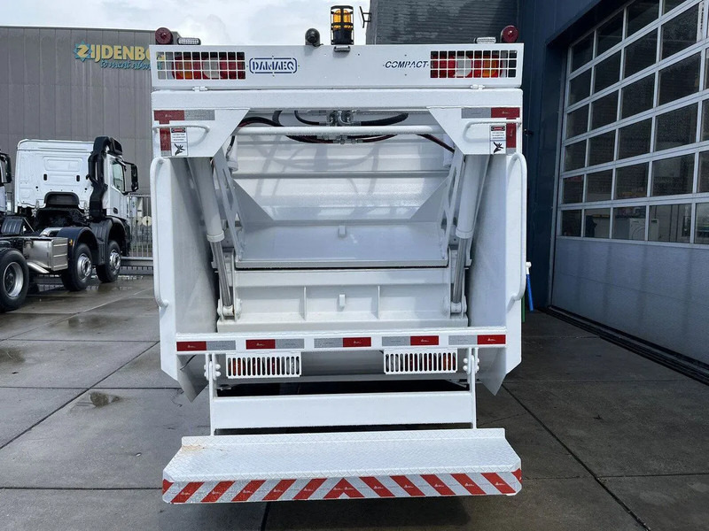 Mercedes-Benz Accelo 815 4x2 Garbage Compactor (2 units) Accelo 815 4x2 Garbage Compactor (2 units) - Benne à ordures ménagères: photos 5 Mercedes-Benz Accelo 815 4x2 Garbage Compactor (2 units) Accelo 815 4x2 Garbage Compactor (2 units) - Benne à ordures ménagères: photos 5