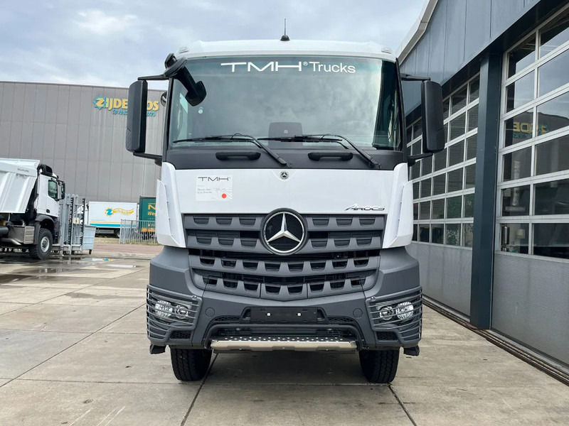 Camion benne neuf Mercedes-Benz Arocs 4140 K 8x4 Meiller tipper: photos 8
