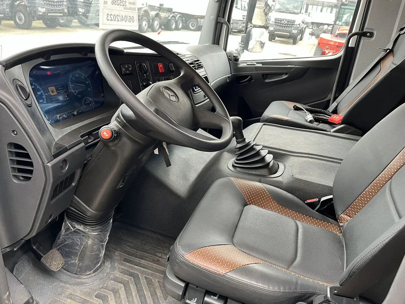 Camion frigorifique neuf Mercedes-Benz Atego 1725 4x4 Refrigerator Truck: photos 15