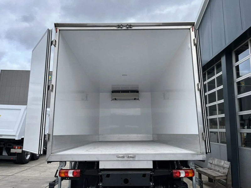 Camion frigorifique neuf Mercedes-Benz Atego 1725 4x4 Refrigerator Truck: photos 13