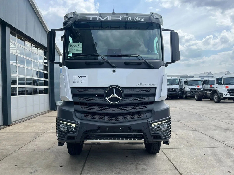 Mercedes-Benz Actros 3348 S 6x4 Tractor Head - Tracteur routier: photos 2 Mercedes-Benz Actros 3348 S 6x4 Tractor Head - Tracteur routier: photos 2