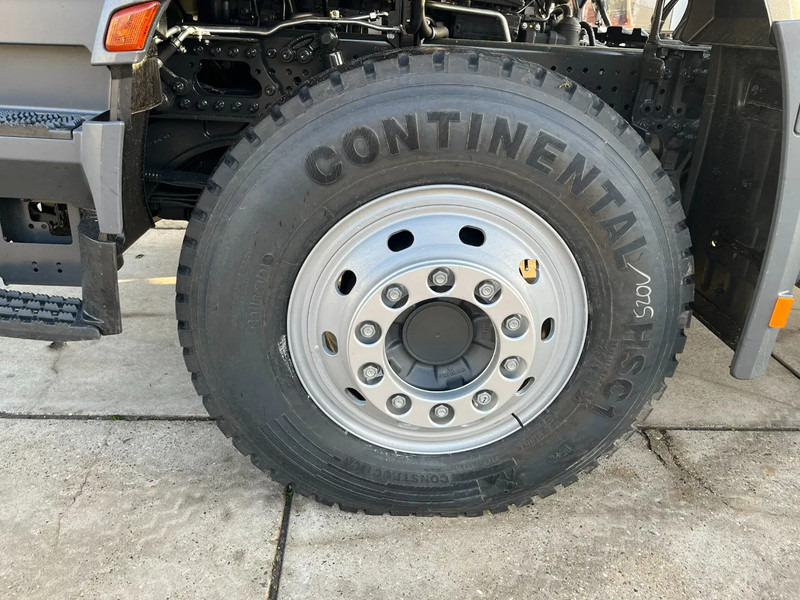 Tracteur routier neuf Mercedes-Benz Actros 4048 S 6x4 Tractor Head: photos 10