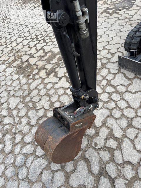 Mini pelle Cat 300.9D: photos 12 Mini pelle Cat 300.9D: photos 12